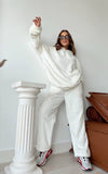 Compleu fluffy 2 piese larg alb - MARUFI