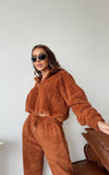 Compleu fluffy 2 piese cu elastic caramel